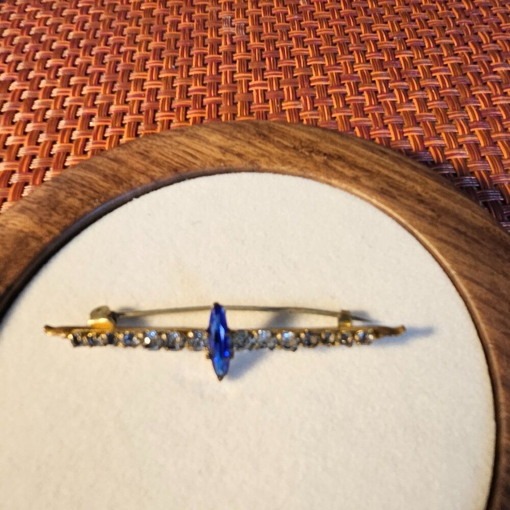 Vintage Faux Saphire and Rhinestone Bar Pin/Brooch